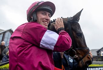 Brighterdaysahead lights up Morgiana Hurdle