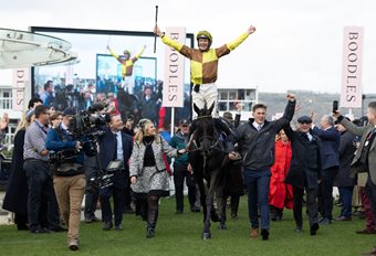 Galopin Des Champs confirms superstar status with successful Gold Cup defence