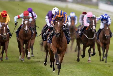 Lake Victoria triumphs in 1,000 Guineas with dominant display