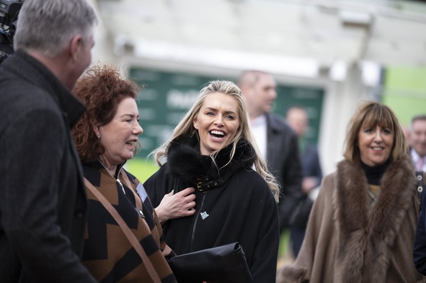 Haiti Couleurs leads six-strong Rebecca Curtis charge at Fairyhouse