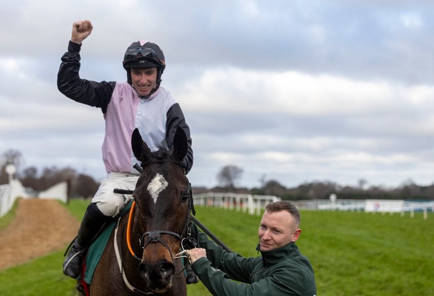 Elliott wins four as Skylight Hustle triumphs at Leopardstown