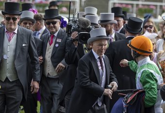 Emotional scenes as Crystal Black paints Royal Ascot pink