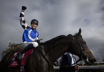 McMonagle delight as Al Riffa claims Irish Leger