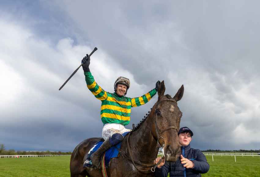 Paul Townend winning Irish Grand National