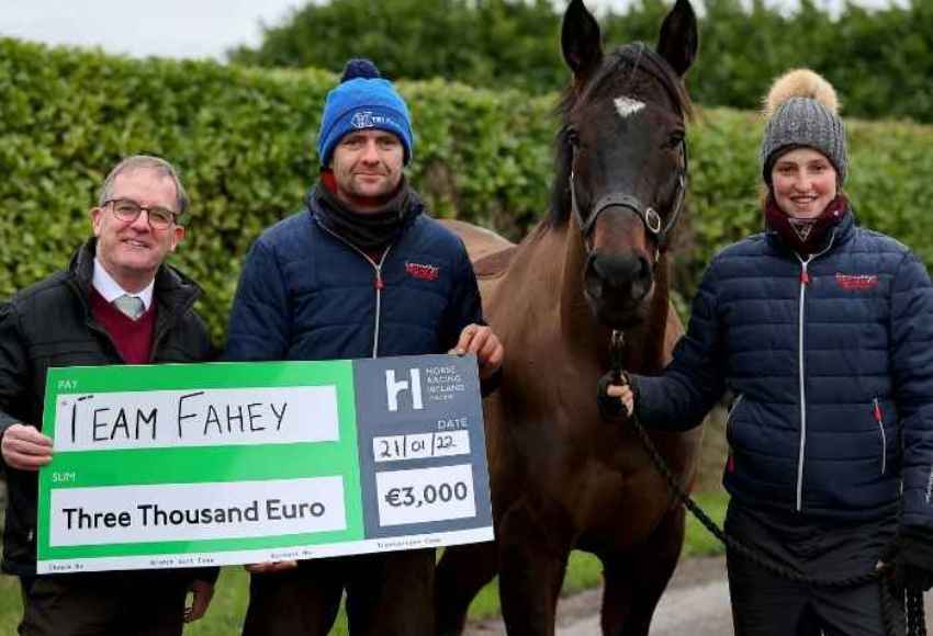 James Fahy and Heather Heffernan win the 2022 bto category C league