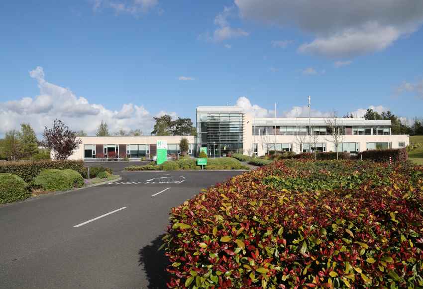 Entrance image to Horse Racing Ireland Headquarters